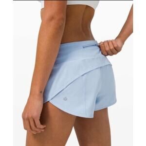 Lululemon Speed Up Short 2.5" in Blue Linen Women's Sz 4